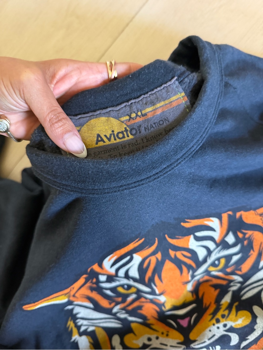 Aviator Nation Black Crewneck with Bold Orange Tiger size xxl (unisex ) - Picture 3 of 3